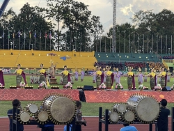 20230724091454.jpg - ผู้อำนวยการโรงเรียนบ้านปงสนุก พร้อมด้วยผู้ช่วยรองผู้อำนวยการ ร่วมพิธีเปิดการแข่งขันกีฬา โรงเรียนกีฬาแห่งประเทศไทย ครั้งที่ 24 “นครลำปางเกมส์” | https://www.pongsanook.ac.th