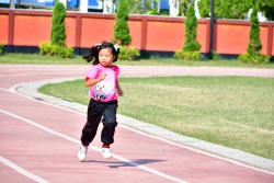 20231129020250.jpg - กิจกรรมการแข่งขันกีฬาสีภายในของนักเรียนระดับปฐมวัย  | https://www.pongsanook.ac.th
