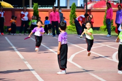 20231129020336.jpg - กิจกรรมการแข่งขันกีฬาสีภายในของนักเรียนระดับปฐมวัย  | https://www.pongsanook.ac.th