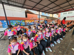 20230125065919(4).jpg - กิจกรรมทัศนศึกษาแหล่งเรียนรู้นอกสถานที่คณะครูและนักเรียนสายชั้นอนุบาลปีที่ 2 ณ ศูนย์อนุรักษ์ช้างไทย อ.ห้างฉัตร จ.ลำปาง | https://www.pongsanook.ac.th