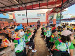 20230125065928(2).jpg - กิจกรรมทัศนศึกษาแหล่งเรียนรู้นอกสถานที่คณะครูและนักเรียนสายชั้นอนุบาลปีที่ 2 ณ ศูนย์อนุรักษ์ช้างไทย อ.ห้างฉัตร จ.ลำปาง | https://www.pongsanook.ac.th