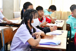 20230209030140.jpg - คณะผู้บริหารเยี่ยมชมและให้กำลังใจนักเรียนในการเตรียมความพร้อมก่อนการทดสอบทางการศึกษาระดับชาติขั้นพื้นฐาน O-NET สำหรับนักเรียนชั้นประถมศึกษาปีที่ 6 | https://www.pongsanook.ac.th